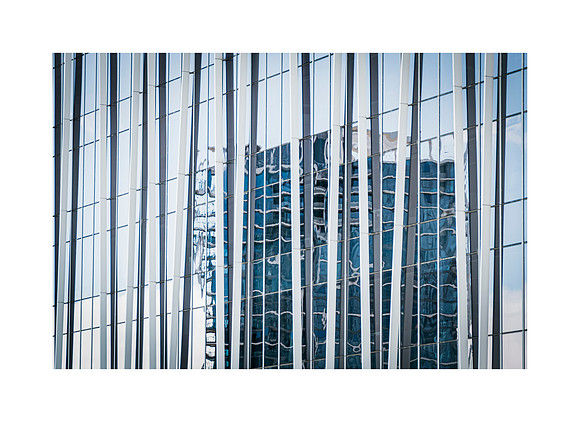 Urban Mirror