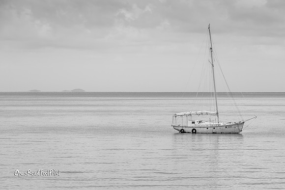 Calm waters, tranquility - Cardwell, Qld |OFa1077|