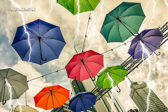 Prompt : UMBRELLAS |OFa201123|